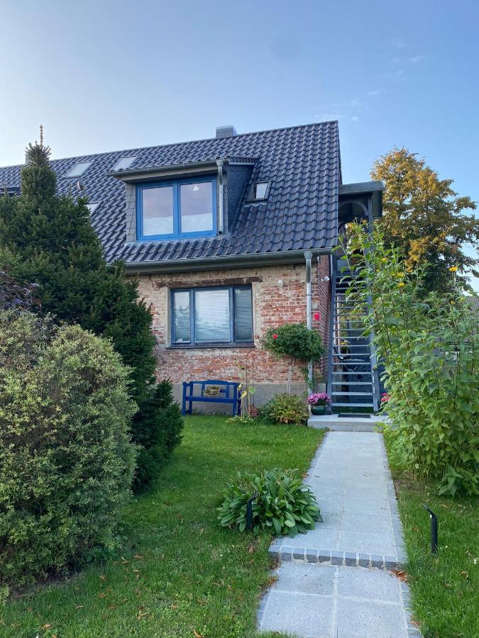 Apartamento Altes Siedlerhaus Nesebanz Gustow  Exterior foto